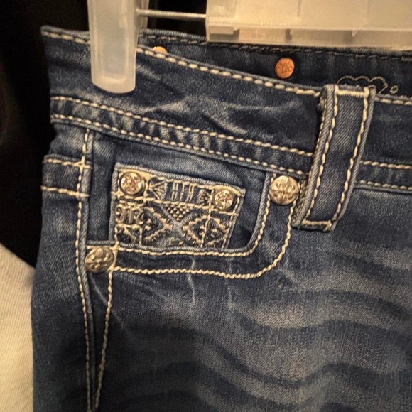 Miss Me Jeans - Picture 2 of 7